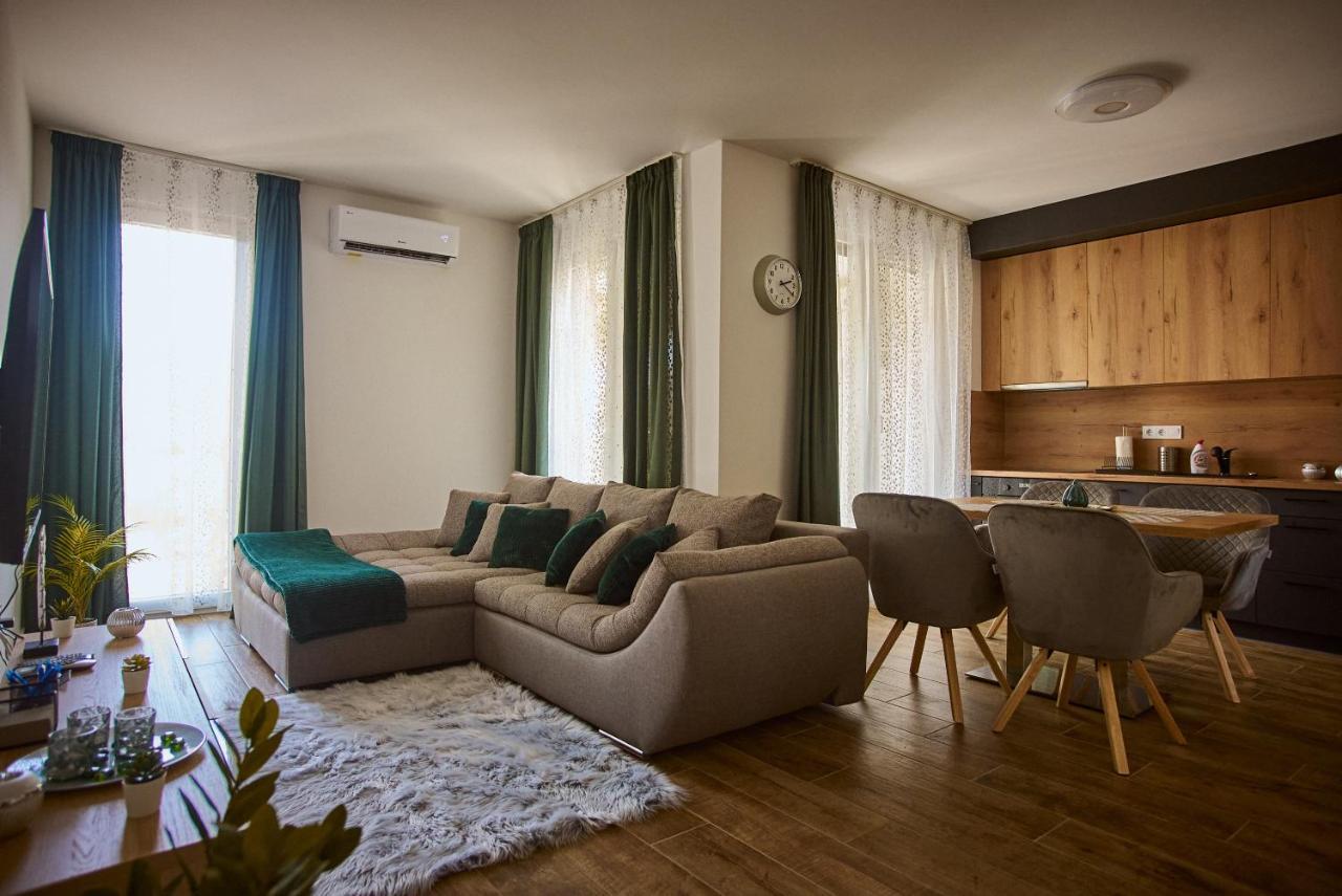 Starlight Silver Szeged - Exclusive Exterior photo