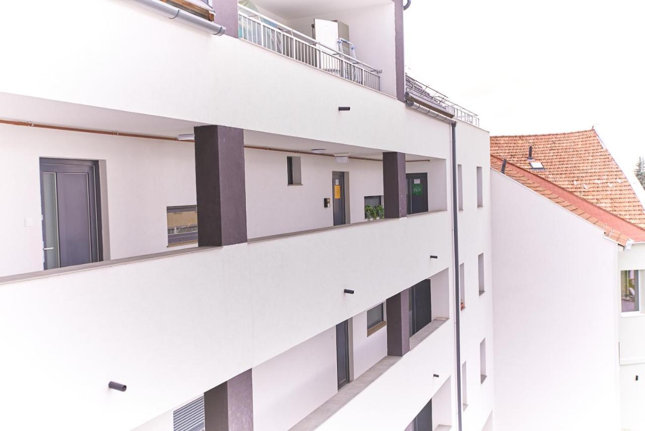 Starlight Silver Szeged - Exclusive Exterior photo